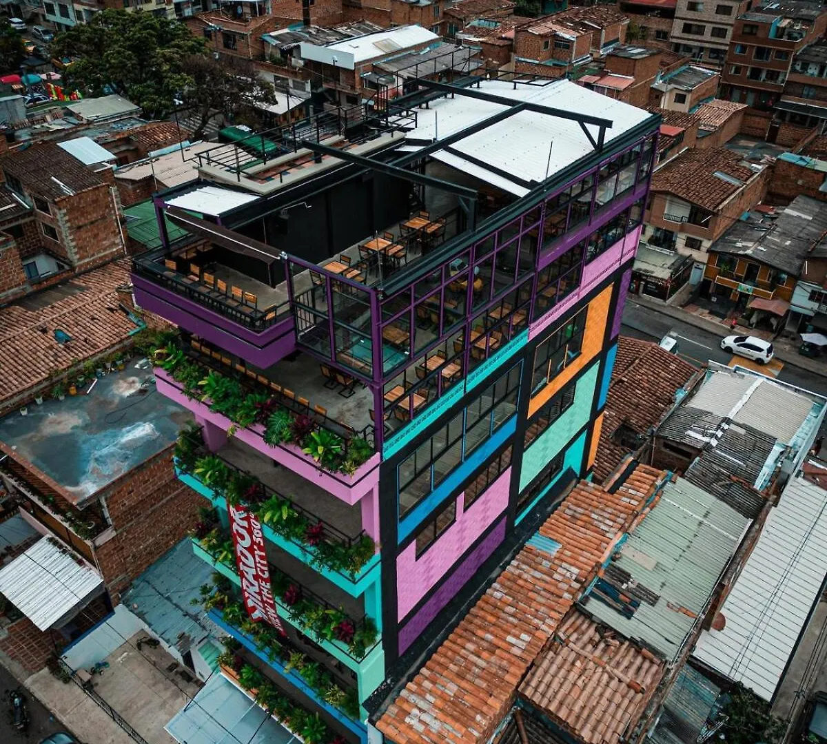 Apartment Live The Comuna 13 Experience In Medellin Int 304 Colombia